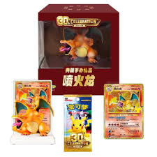 [CHINESE] Pokémon TCG: 30th Celebration Charizard Collectible Figure Gift Box