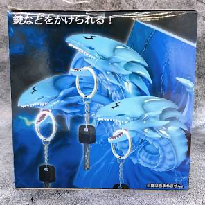 TAITO: Yu-Gi-Oh! Blue-Eyes Ultimate Dragon Figure Key Stand